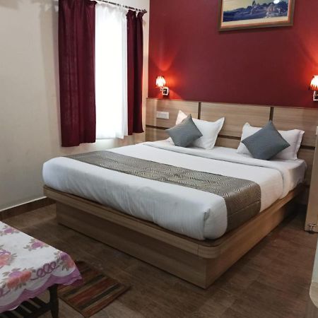 Chandan Resort Puri Buitenkant foto