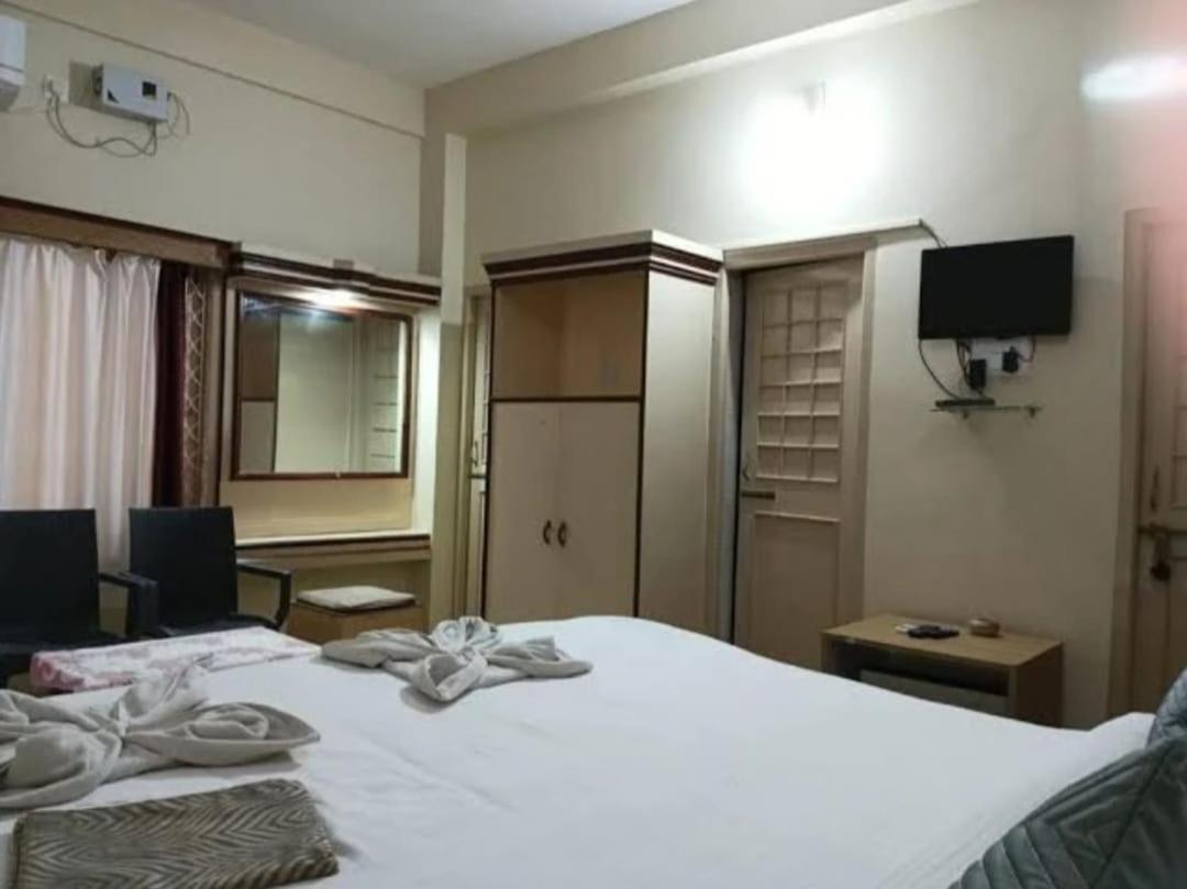 Chandan Resort Puri Buitenkant foto